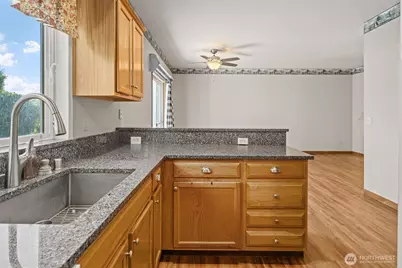 6714 109th Street Ct E, Puyallup, WA 98373 - Photo 12