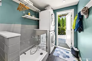 8623 30th Ave NE, Seattle, WA 98115 - Photo 16