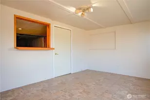 424 E 1st St, Cle Elum, WA 98922 - Photo 14