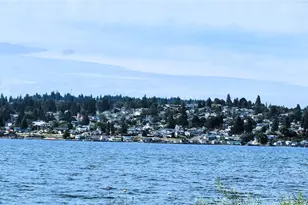 1647 Beach Dr E, Port Orchard, WA 98366 - Photo 12