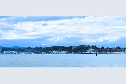 1647 Beach Drive E, Port Orchard, WA 98366 - Photo 10