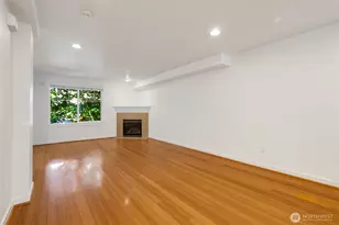 935 N 97th St, Seattle, WA 98103 - Photo 4