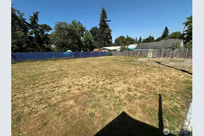 5821 S Sheridan Avenue, Tacoma, WA 98408 - Photo 4