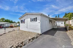 5900 64th St NE, Marysville, WA 98270 - Photo 2