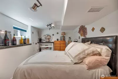 12200 85th Avenue S, Seattle, WA 98178 - Photo 20