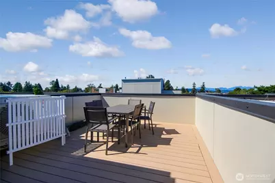 3025 62nd Avenue SW, Seattle, WA 98116 - Photo 2