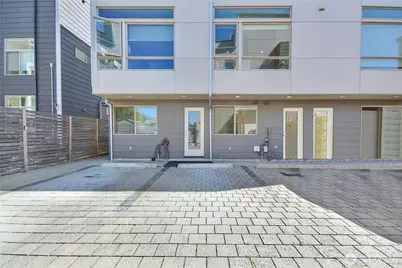 3025 62nd Avenue SW, Seattle, WA 98116 - Photo 22