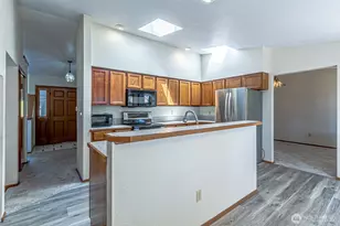 6305 75th Ave Ct W, University Place, WA 98467 - Photo 10