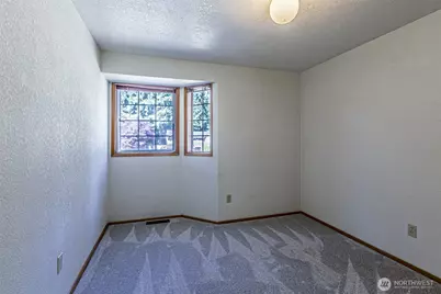 6305 75th Avenue Ct W, University Place, WA 98467 - Photo 18