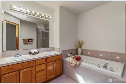 25 166th Place SE, Mill Creek, WA 98012 - Photo 30