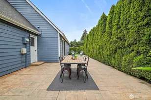 10602 NE 60th St, Kirkland, WA 98033 - Photo 32