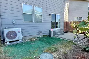 18757 Lipoma Pl E, Puyallup, WA 98374 - Photo 32