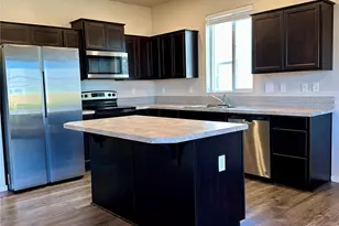 18757 Lipoma Pl E, Puyallup, WA 98374 - Photo 10