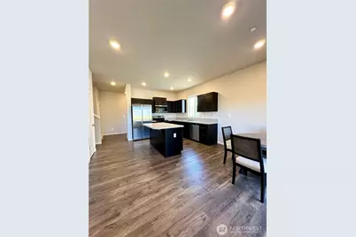 18757 Lipoma Place E, Puyallup, WA 98374 - Photo 12
