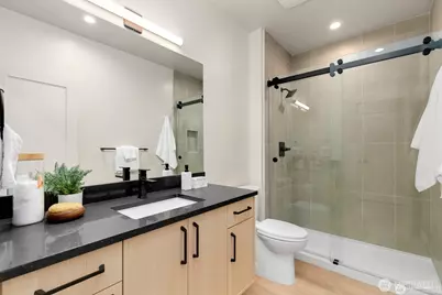 3032 NE Blakeley Street, Seattle, WA 98105 - Photo 20