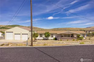 2251 Columbia Blvd, Bridgeport, WA 98813 - Photo 2