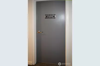11300 1st Avenue NE #321, Seattle, WA 98125 - Photo 30