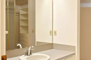 11300 1st Ave NE, Seattle, WA 98125 - Photo 20