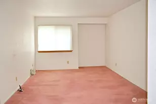 11300 1st Ave NE, Seattle, WA 98125 - Photo 16