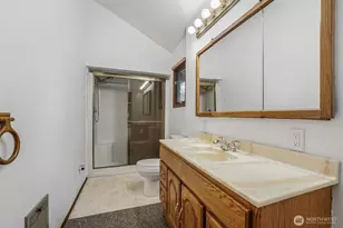 3968 S East Camano Dr, Camano Island, WA 98282 - Photo 12