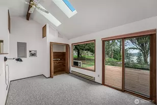 3968 S East Camano Dr, Camano Island, WA 98282 - Photo 18
