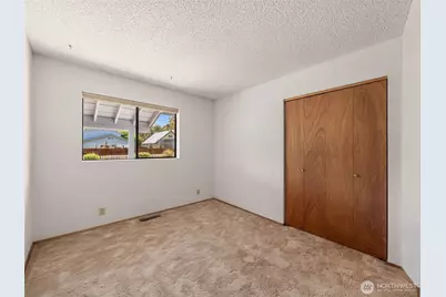 137 W Center Street, Leavenworth, WA 98826 - Photo 18