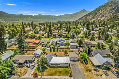 137 W Center Street, Leavenworth, WA 98826 - Photo 30