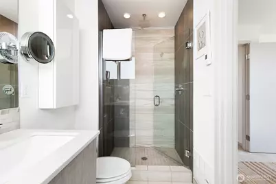 6729 14th Avenue NW #A, Seattle, WA 98117 - Photo 20