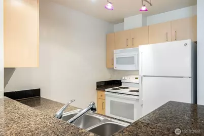 108 5th Avenue S #720, Seattle, WA 98104 - Photo 10