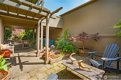 5858 NE Parkpoint Drive #F-203, Seattle, WA 98115 - Photo 20