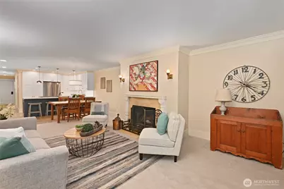 5858 NE Parkpoint Drive #F-203, Seattle, WA 98115 - Photo 8