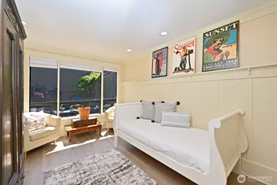 5858 NE Parkpoint Drive #F-203, Seattle, WA 98115 - Photo 14
