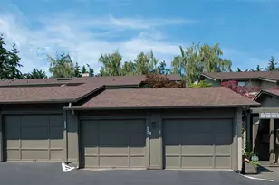 5858 NE Park Point Dr, Seattle, WA 98115 - Photo 22