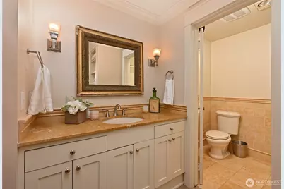 5858 NE Parkpoint Drive #F-203, Seattle, WA 98115 - Photo 12