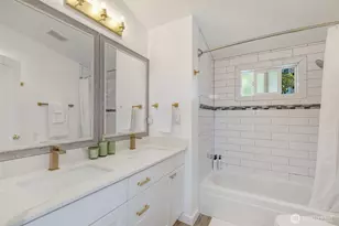 1124 14th Ave, Seattle, WA 98122 - Photo 20