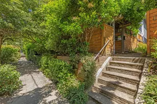 1124 14th Ave, Seattle, WA 98122 - Photo 2