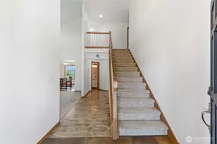 19225 208th Ave SE, Renton, WA 98058 - Photo 4