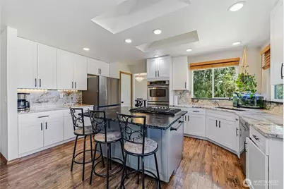19225 208th Avenue SE, Renton, WA 98058 - Photo 8
