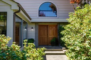 106 Chinook Ln, Steilacoom, WA 98388 - Photo 1