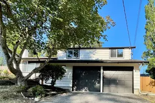 1261 150th Ave SE, Bellevue, WA 98007 - Photo 4