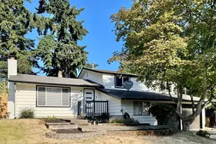 1261 150th Ave SE, Bellevue, WA 98007 - Photo 1