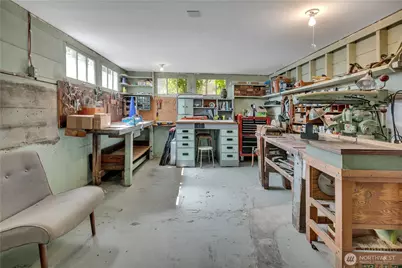 324 Stevens Avenue SW, Renton, WA 98057 - Photo 24