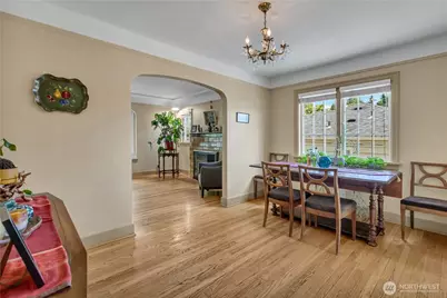 324 Stevens Avenue SW, Renton, WA 98057 - Photo 10