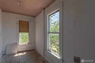 2614 S 54th St, Tacoma, WA 98409 - Photo 12
