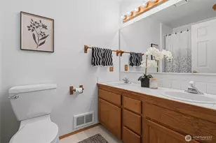 2426 SE Celebrity Ct, Port Orchard, WA 98367 - Photo 26