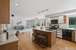 2426 SE Celebrity Ct, Port Orchard, WA 98367 - Photo 10
