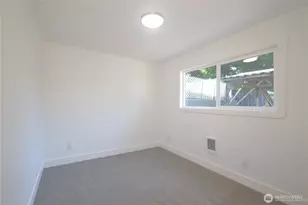 1936 NE Clemens St, Bremerton, WA 98310 - Photo 34