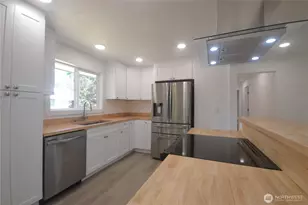 1936 NE Clemens St, Bremerton, WA 98310 - Photo 8