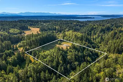 16010 109th Ave SW, Vashon, WA 98070 - Photo 8
