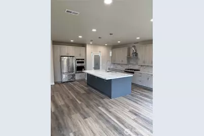 9614 48th Drive NE, Marysville, WA 98270 - Photo 2